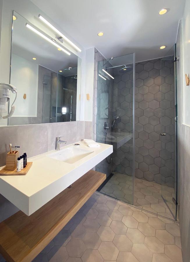 Eos Luxury Suites Kriopigi Exterior photo