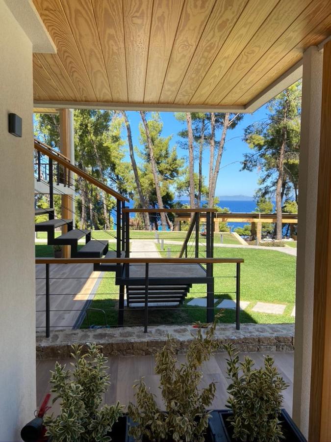 Eos Luxury Suites Kriopigi Exterior photo
