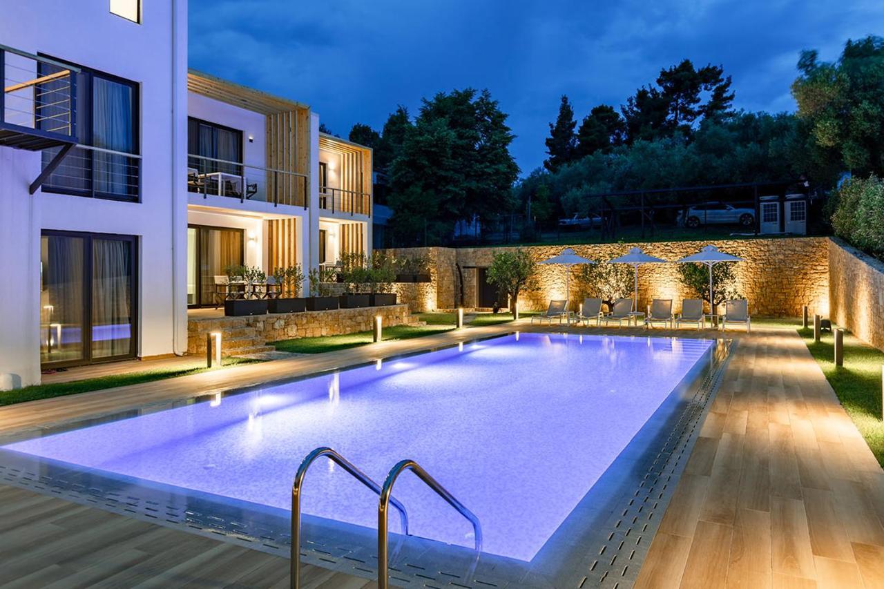 Eos Luxury Suites Kriopigi Exterior photo