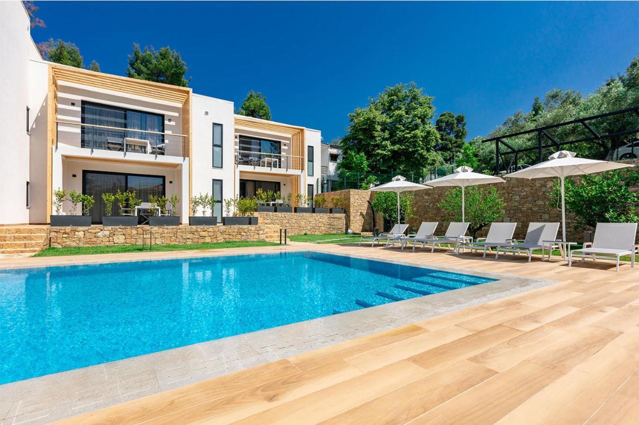 Eos Luxury Suites Kriopigi Exterior photo