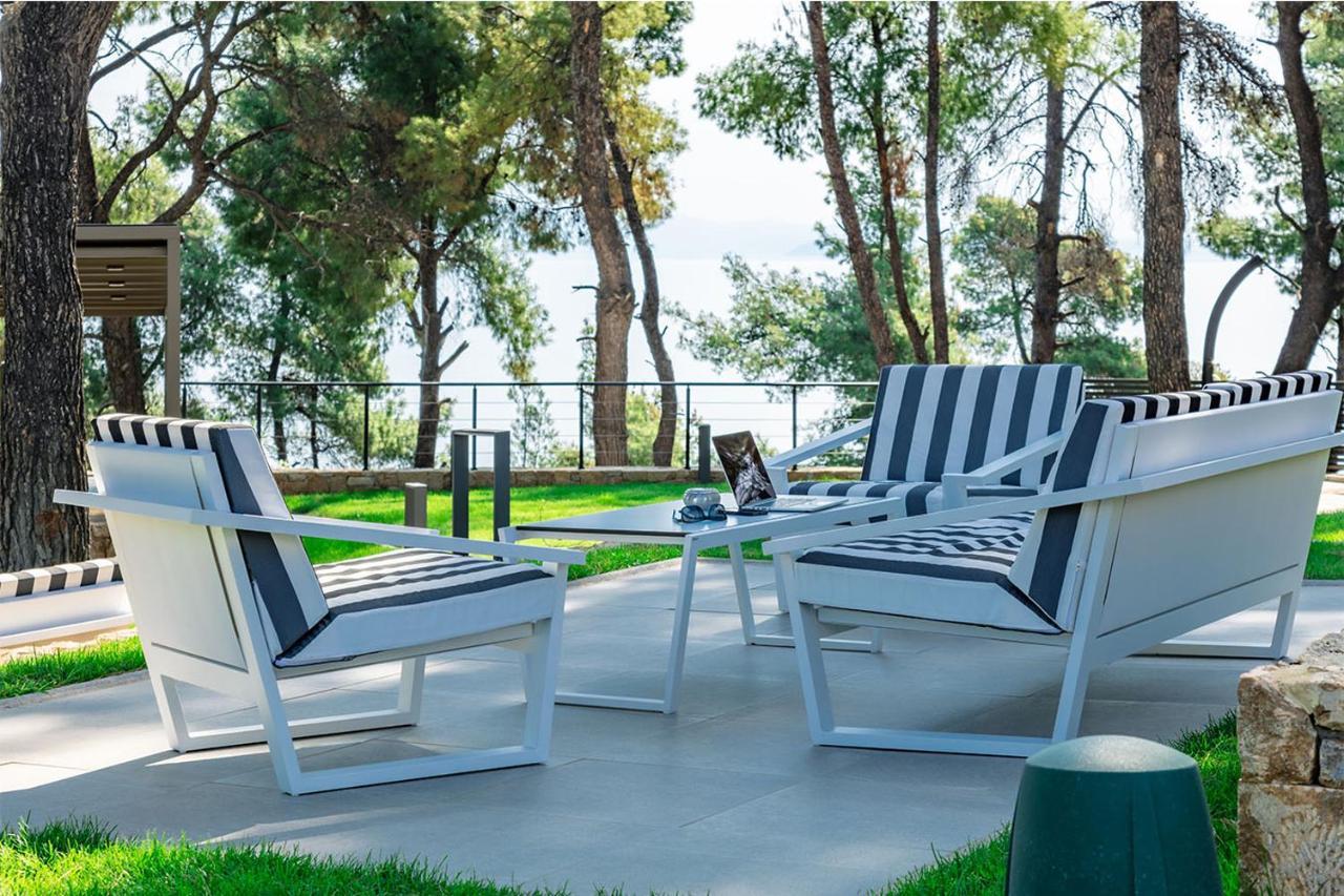 Eos Luxury Suites Kriopigi Exterior photo